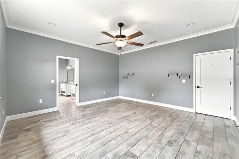 House in Osteen, Florida 4 bedrooms, 199.18 sq.m. № 2198038 - photo 11