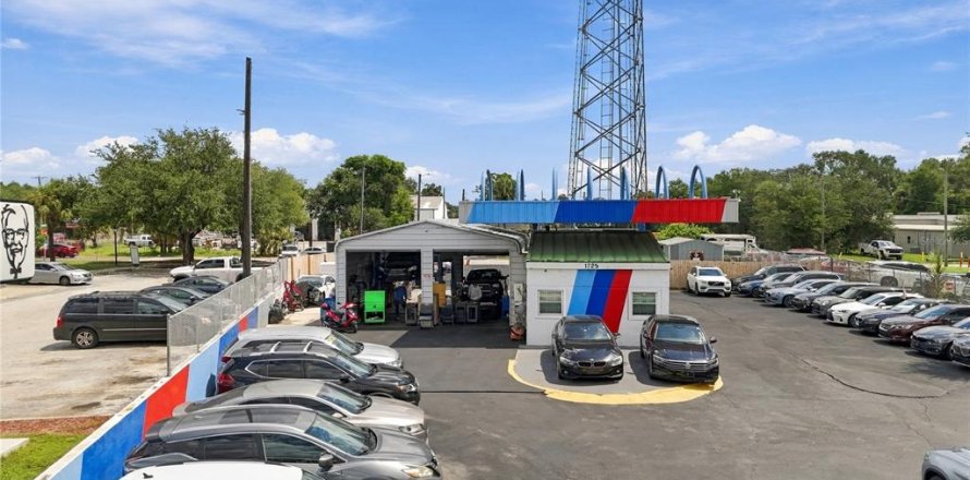 Immobilier commercial à Tampa, Floride 128.76 m2 № 2371771