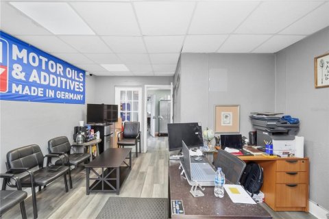 Immobilier commercial à vendre à Tampa, Floride: 128.76 m2 № 2371771 - photo 7