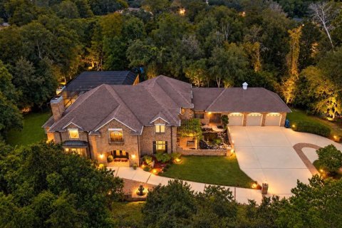 Casa en Spring Hill, Florida 5 dormitorios, 549.15 m2 № 2388177