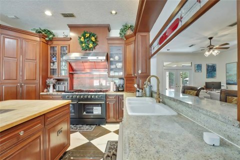 Casa en venta en Spring Hill, Florida, 5 dormitorios, 549.15 m2 № 2388177 - foto 21