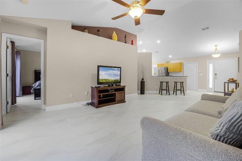 Villa ou maison à vendre à Davenport, Floride: 3 chambres, 122.63 m2 № 1856270 - photo 6