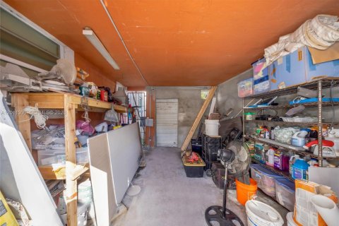 Commercial property in Miami, Florida № 2075153 - photo 22