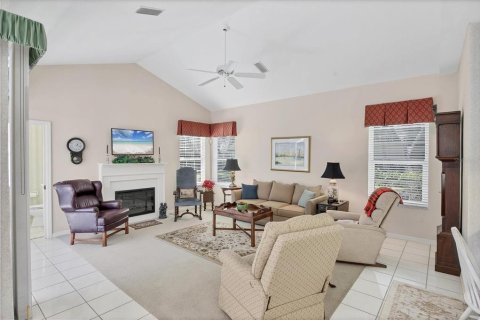 House in Sarasota, Florida 3 bedrooms, 216.37 sq.m. № 2204950 - photo 4