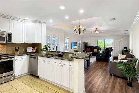 Condo in Four Corners, Florida, 3 bedrooms  № 1723118 - photo 9