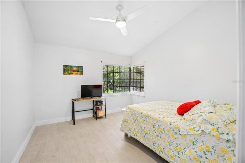 Casa en venta en Orlando, Florida, 4 dormitorios, 218.41 m2 № 2237930 - foto 20