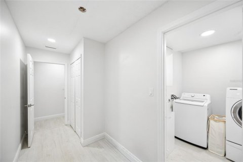 Casa en venta en Orlando, Florida, 4 dormitorios, 218.41 m2 № 2237930 - foto 22