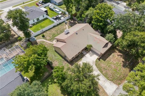 Casa en venta en Orlando, Florida, 4 dormitorios, 218.41 m2 № 2237930 - foto 30