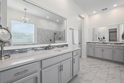 House in Oviedo, Florida 4 bedrooms, 272.58 sq.m. № 1826650 - photo 29