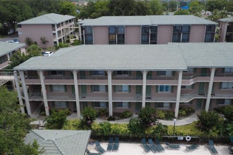 Condo in Altamonte Springs, Florida, 1 bedroom  № 1792346 - photo 1