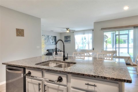 House in Lakeland, Florida 4 bedrooms, 173.45 sq.m. № 1871210 - photo 13
