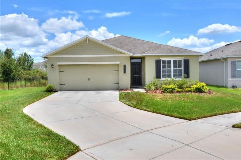 House in Lakeland, Florida 4 bedrooms, 173.45 sq.m. № 1871210 - photo 2