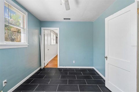 Villa ou maison à vendre à Lakeland, Floride: 2 chambres, 90.58 m2 № 2150640 - photo 23