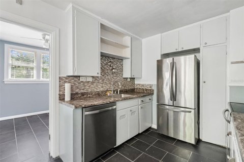 Villa ou maison à vendre à Lakeland, Floride: 2 chambres, 90.58 m2 № 2150640 - photo 29