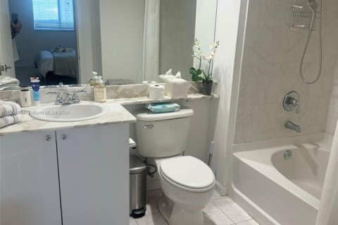 Copropriété à louer à Aventura, Floride: 3 chambres, 131.18 m2 № 1985307 - photo 14