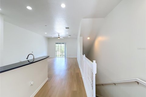 Townhouse in Orlando, Florida 3 bedrooms, 176.89 sq.m. № 2208725 - photo 10