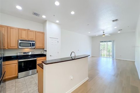 Townhouse in Orlando, Florida 3 bedrooms, 176.89 sq.m. № 2208725 - photo 9