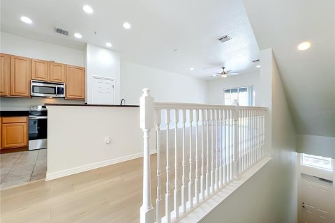Townhouse in Orlando, Florida 3 bedrooms, 176.89 sq.m. № 2208725 - photo 8