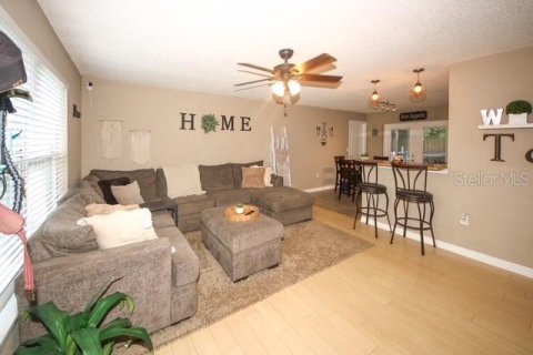 Casa en venta en New Port Richey, Florida, 2 dormitorios, 90.02 m2 № 1915879 - foto 15