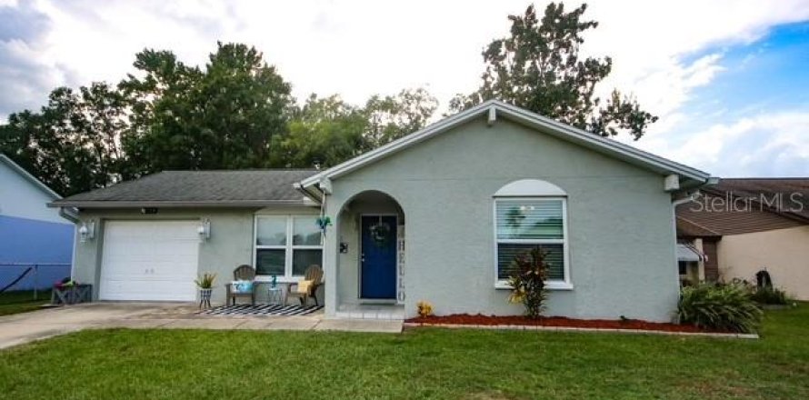 Casa en New Port Richey, Florida 2 dormitorios, 90.02 m2 № 1915879
