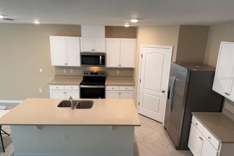 Casa en alquiler en Haines City, Florida, 5 dormitorios, 248.42 m2 № 2109142 - foto 9