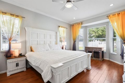 House in Riverview, Florida 4 bedrooms, 304.53 sq.m. № 2223668 - photo 23