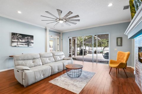 House in Riverview, Florida 4 bedrooms, 304.53 sq.m. № 2223668 - photo 21