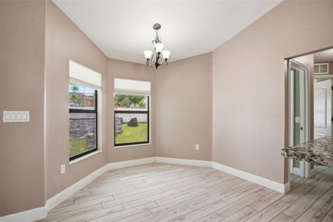 Casa en venta en Spring Hill, Florida, 3 dormitorios, 157.75 m2 № 2229482 - foto 12
