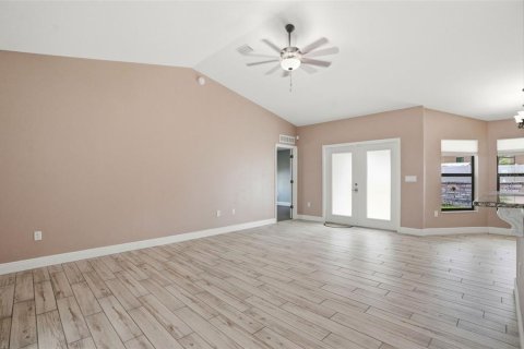 Casa en venta en Spring Hill, Florida, 3 dormitorios, 157.75 m2 № 2229482 - foto 18