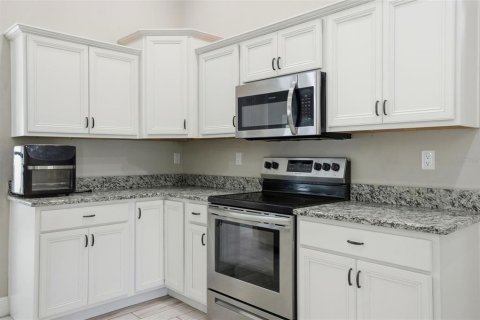 Casa en venta en Spring Hill, Florida, 3 dormitorios, 157.75 m2 № 2229482 - foto 9