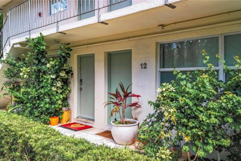 Condominio en venta en Miami, Florida, 1 dormitorio, 48.22 m2 № 1975159 - foto 30