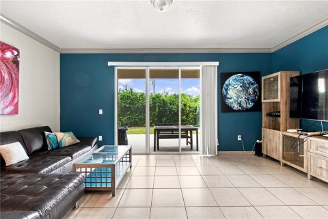 Touwnhouse à vendre à Riverview, Floride: 3 chambres, 174.66 m2 № 2344818 - photo 14