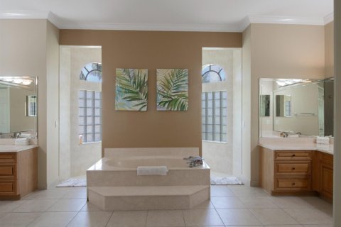 Villa ou maison à louer à Loxahatchee Groves, Floride: 4 chambres, 302.03 m2 № 2387025 - photo 25