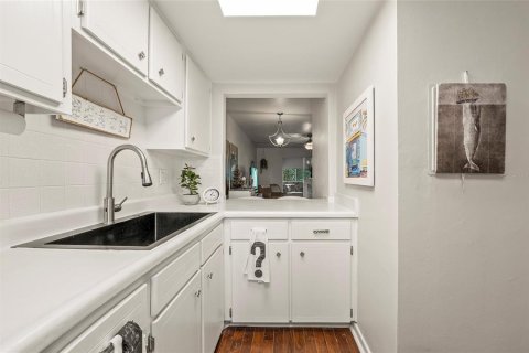Condo in Dunedin, Florida, 1 bedroom  № 1817984 - photo 4