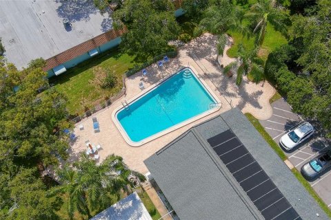 Condo in Dunedin, Florida, 1 bedroom  № 1817984 - photo 14