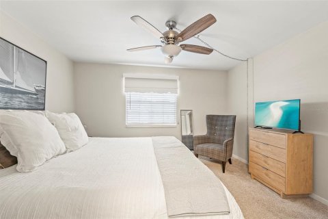 Condo in Dunedin, Florida, 1 bedroom  № 1817984 - photo 7