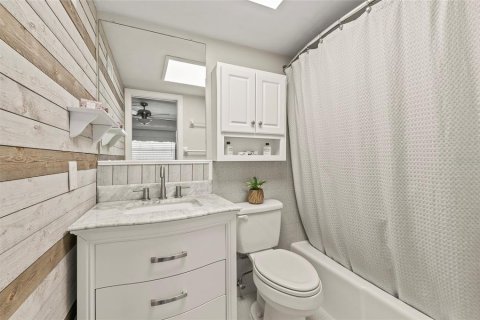 Condo in Dunedin, Florida, 1 bedroom  № 1817984 - photo 8