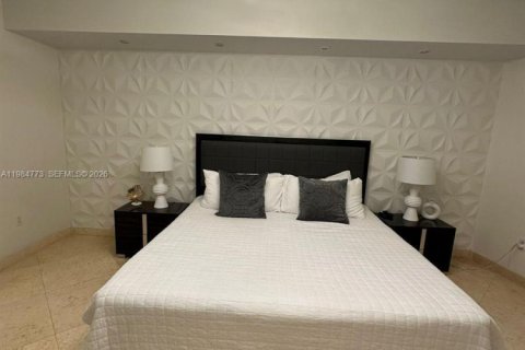 Condominio en venta en Hallandale Beach, Florida, 2 dormitorios, 100.89 m2 № 2045850 - foto 19