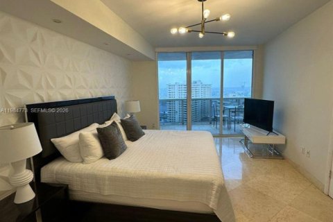 Condominio en venta en Hallandale Beach, Florida, 2 dormitorios, 100.89 m2 № 2045850 - foto 23