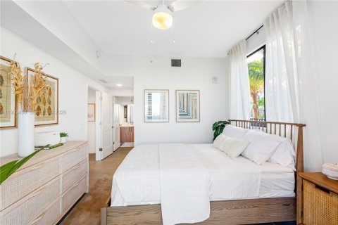 House in Pompano Beach, Florida 2 bedrooms № 2057191