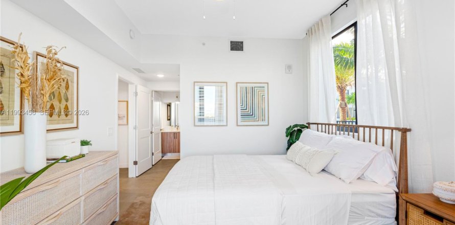 House in Pompano Beach, Florida 2 bedrooms № 2057191