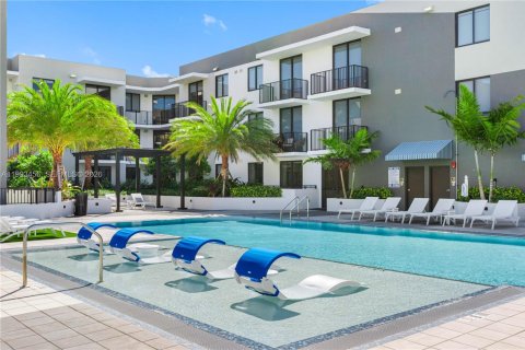 House in Pompano Beach, Florida 2 bedrooms № 2057191 - photo 18