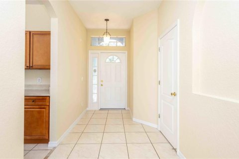House in Davenport, Florida 5 bedrooms, 209.22 sq.m. № 1791745 - photo 2