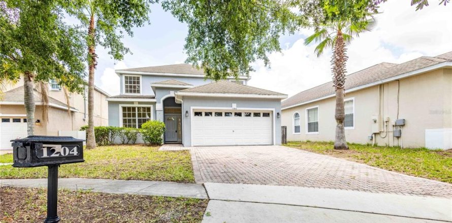 House in Davenport, Florida 5 bedrooms, 209.22 sq.m. № 1791745