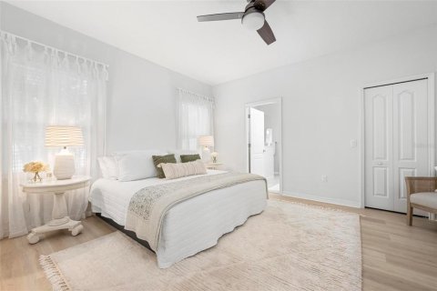 House in Sarasota, Florida 3 bedrooms, 163.51 sq.m. № 1852624 - photo 17