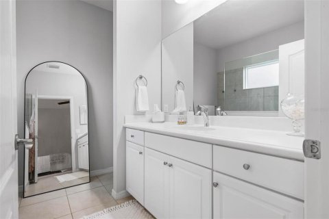 House in Sarasota, Florida 3 bedrooms, 163.51 sq.m. № 1852624 - photo 20