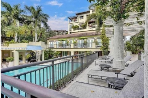 Condominio en venta en Wilton Manors, Florida, 2 dormitorios, 129.13 m2 № 2044990 - foto 12