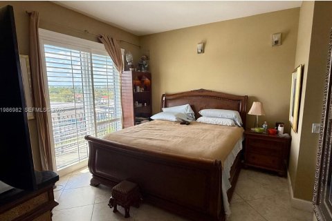 Condominio en venta en Wilton Manors, Florida, 2 dormitorios, 129.13 m2 № 2044990 - foto 20