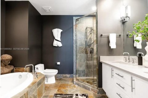 Condominio en venta en Wilton Manors, Florida, 2 dormitorios, 129.13 m2 № 2044990 - foto 6