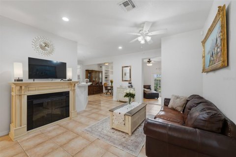 Villa ou maison à vendre à Winter Garden, Floride: 4 chambres, 279.54 m2 № 2352311 - photo 8
